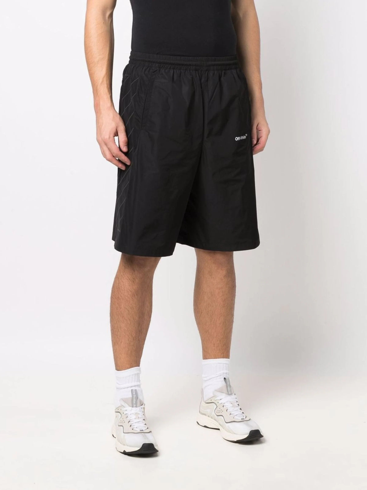 DIAG OUTLINE TRACK SHORTS BLACK BLACK