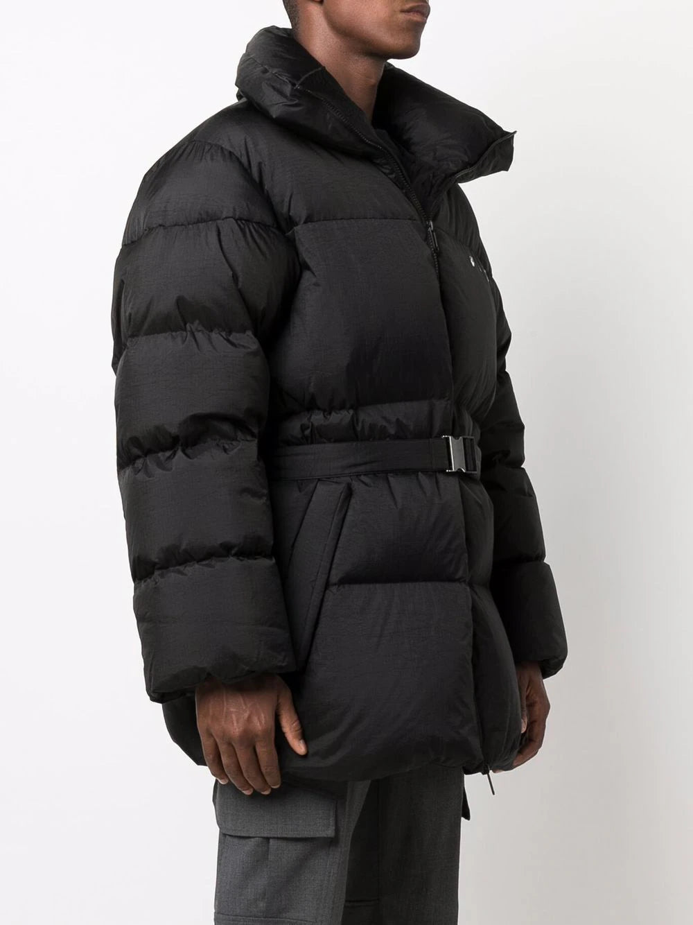 TUC DETAIL PUFFER BLACK WHITE