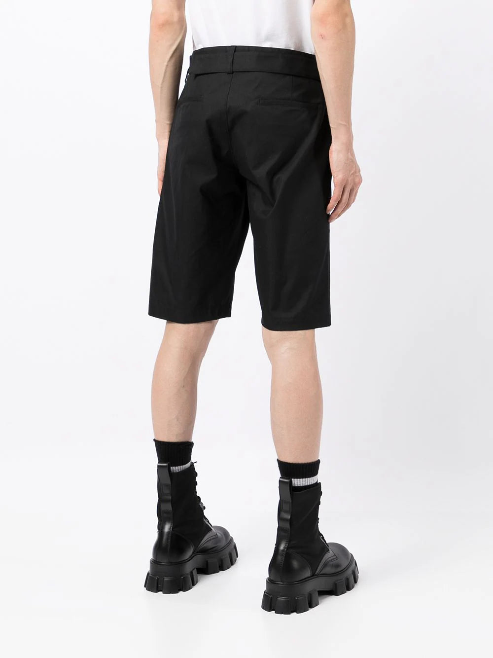 INDUSTRIAL BELT CHINO SHORTS BLACK WHITE