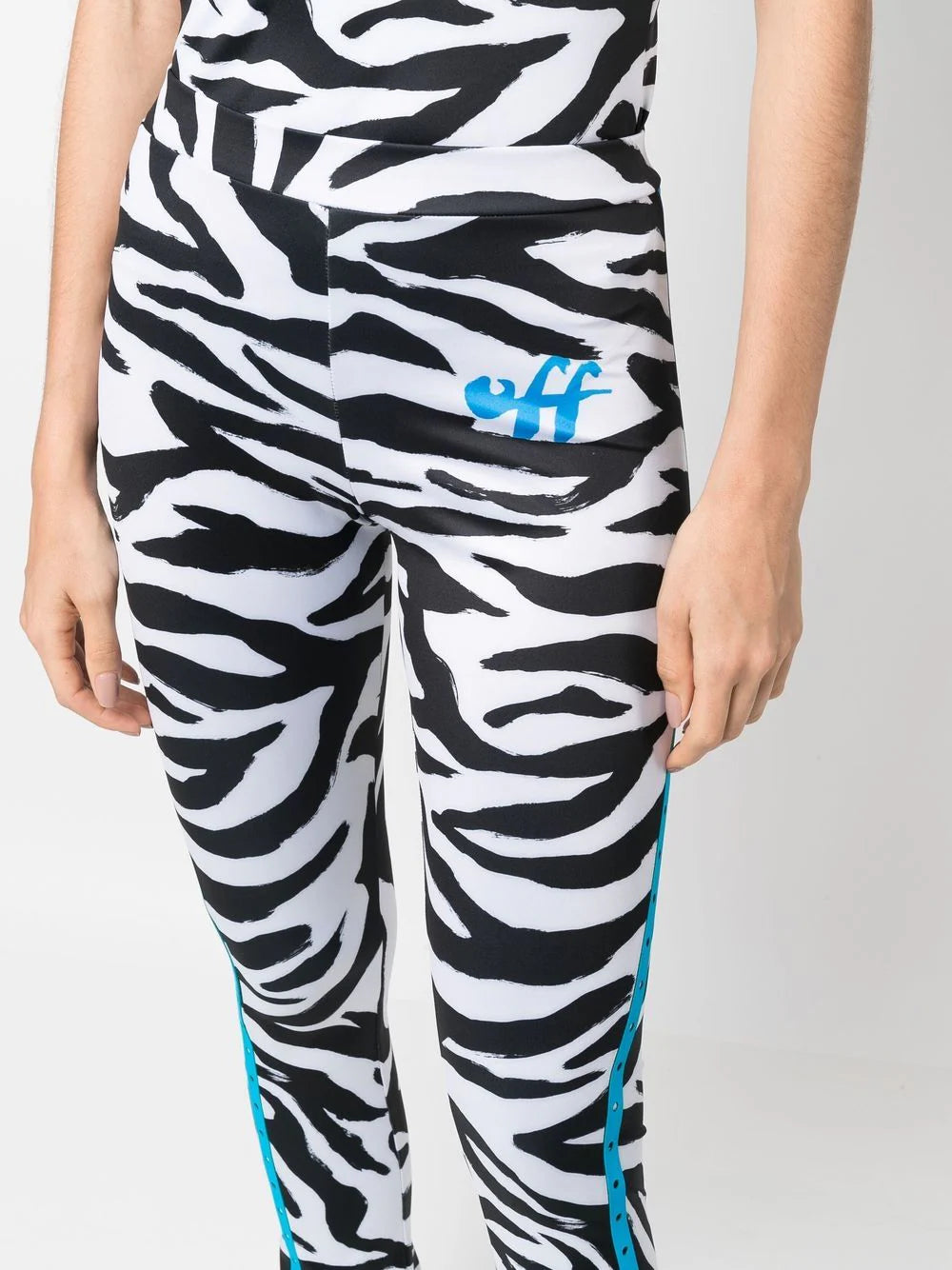 ZEBRA HOLES SPLITED LEGGINGS WHITE BLACK