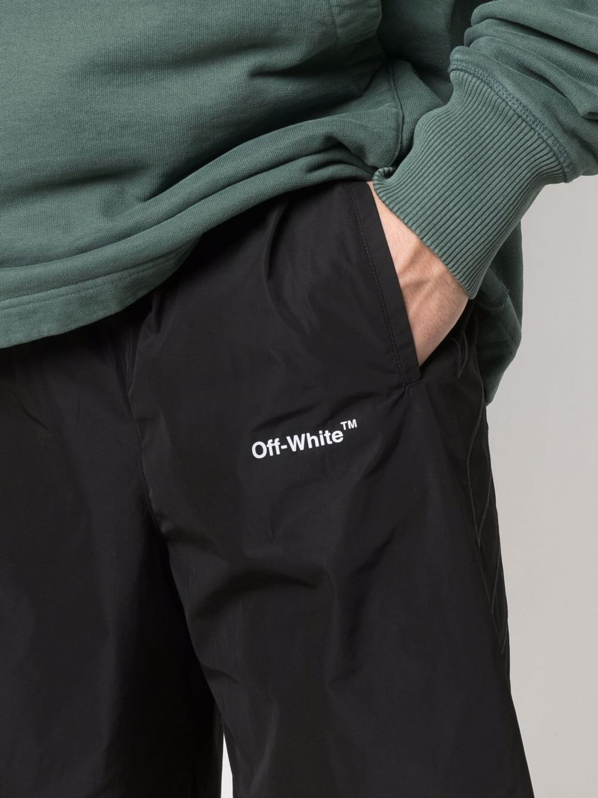 DIAG OUTLINE TRACK SHORTS BLACK BLACK