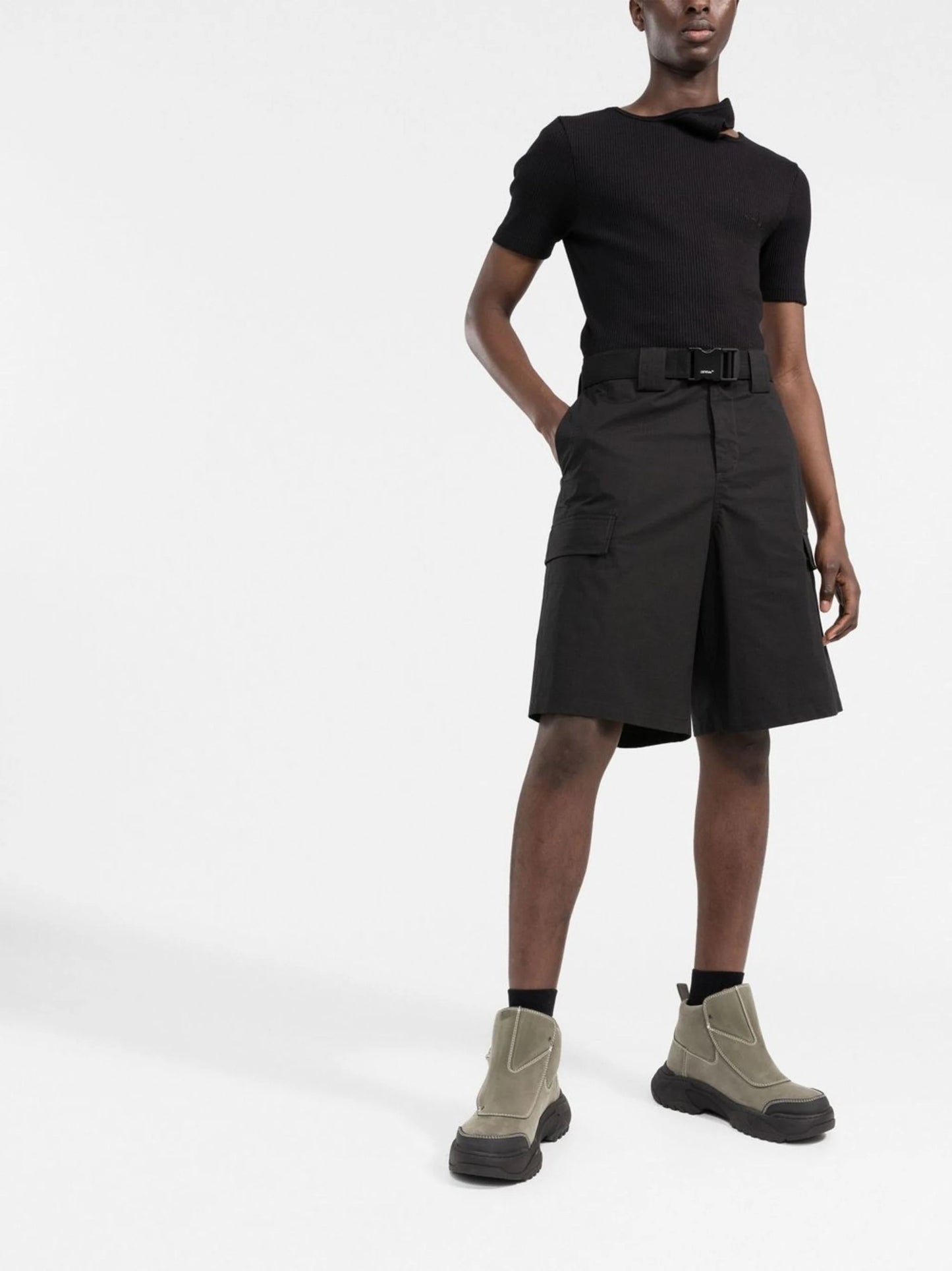 BUCKLE CARGO SHORTS BLACK NO COLOR
