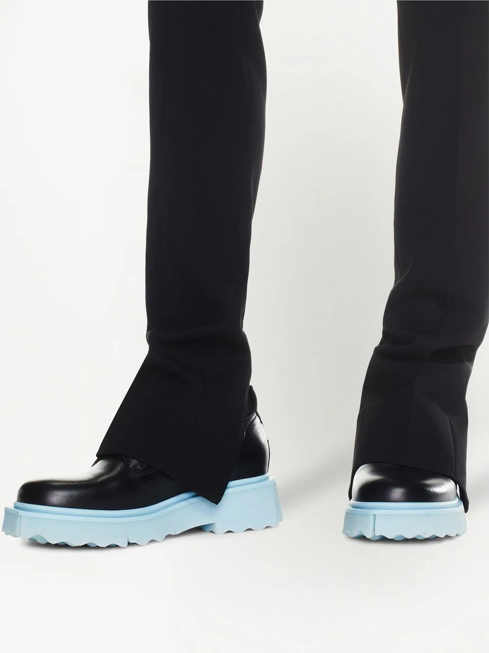 LEATHER SPONGE DERBY BLACK LIGHT BLUE